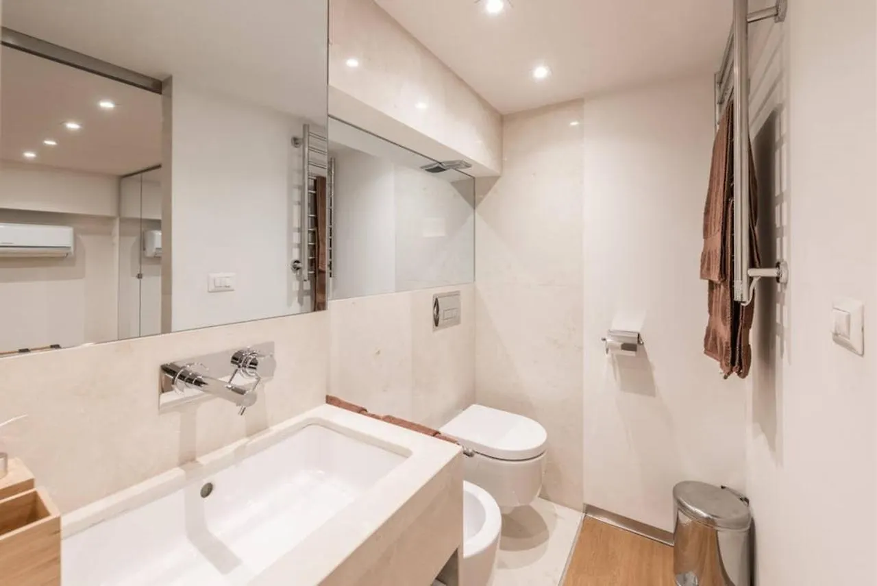バーリ Artist Loft House Bed & Breakfast