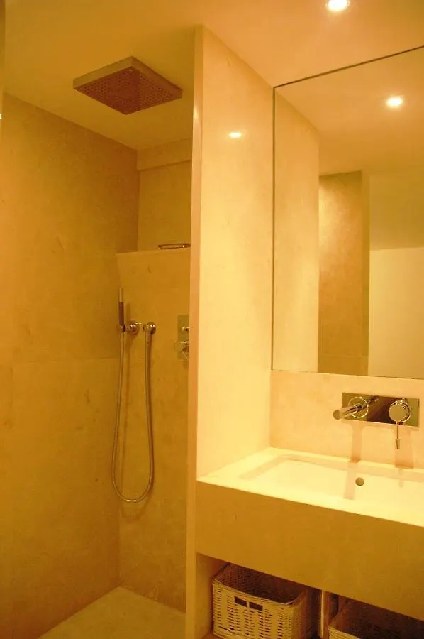 バーリ Artist Loft House Bed & Breakfast